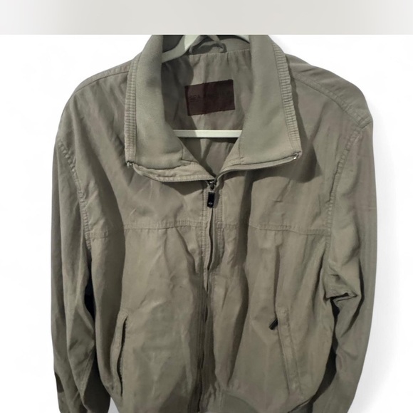 Men's Casual Khaki Jacket - Picture 3 of 5
